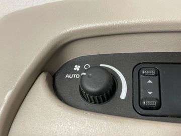 фото thumb №12, Chrysler voyager 2004 монитор / дисплей / экран
