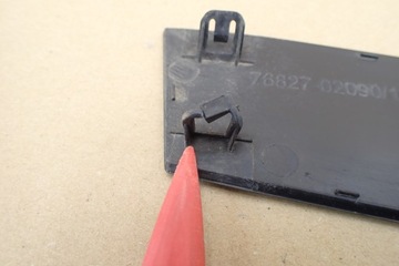 фото thumb №9, Планка багажника toyota corolla e21 2019 - sedan 76827-02090