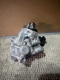 фото thumb №1, Mercedes 2.0 cdi vito 447 sprinter 907 910 247 насос впрыскная оригинальная