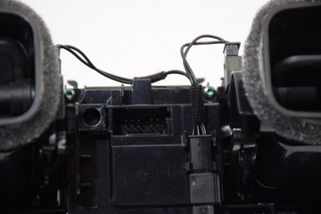 фото thumb №14, Bmw x5 g05 x6 g06 x7 g07 средняя решётка воздуховод панель кондиционера