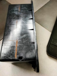 Коробка с крышка на аккумулятор w багажник mercedes 107 с Разборки, фото thumb