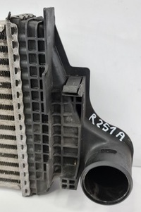 фото thumb №3, Радиатор интеркулер mercedes r-kl w251 3.0 cdi