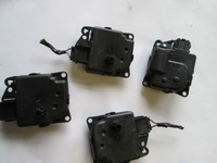 фото thumb №8, Chrysler 300 ii моторчик регулювання кришка обдув обігрівача 2011-