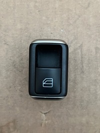 фото thumb №1, Кнопка підйому скло mercedes gls x166 a2049058102