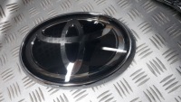 фото thumb №1, Значок logo емблема toyota hilux pod радар 17 18