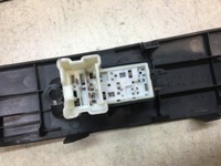 фото thumb №8, Панель стекло правый перед micra k12