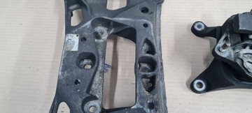 фото thumb №10, A4 b9 8w лапи кріплення коробки коробки передач 2.0 tdi 8w0399118c 8w0399262ae a5 8w