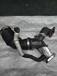 фото thumb №1, Шланг воздуха renault captur 1.5 dci 165763328r