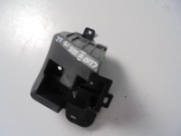 фото thumb №2, Напрямна бампера лівий задня renault clio v hb 19-