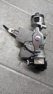 фото thumb №1, Замок запалювання mazda 5 c24366938