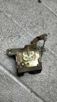 фото thumb №2, Замок кришки opel corsa 02r