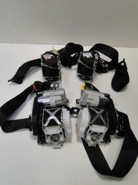 фото thumb №2, Mercedes gle ml gl 166 ремни перед задняя правый левый