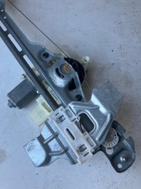 фото thumb №4, Стеклоподъемник правый зад peugeot 308 t9 sw универсал 9826080380