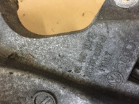 фото thumb №7, A6 c7 2.0 tdi кронштейн генератора cglc 03l903143r