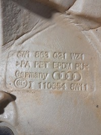 фото thumb №6, Audi a4 b9 коврик обшивка 8w1863021