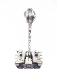 фото thumb №1, Scenic iii 09-16 обмежувач двері задня лівий