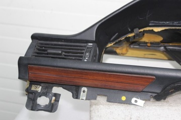 фото thumb №13, Mercedes w124 панель роздавальна капот консоль чорна eu капот