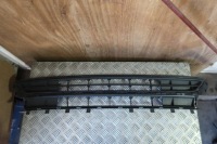 фото thumb №1, Решётка вентиляционная бампера polo 2g 2g0853677l