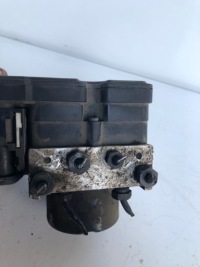 фото thumb №3, Насос abs ford fiesta mk7 8v512m110ad