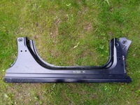 фото thumb №1, Opel astra v k lift 39045588 поріг правий