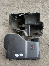 фото thumb №1, Citroen c5 iii x7 корпус основание коробка предохранителей 9659031380