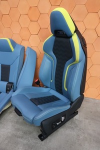 фото thumb №11, Bmw m4 g82 салон сиденья диван обшивки память нагрев кожа yasmarinablau