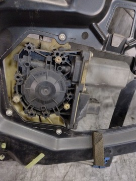 фото thumb №14, Рамка, підйомник вікна праві зад audi a3 8l 5d