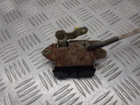 фото thumb №3, Замок кришки багажника toyota avensis t22 kombi