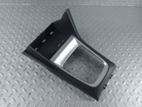 фото thumb №1, Рамка рычаг переключения передач  subaru levorg 92121va110