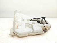 фото thumb №1, Бачок омивача bmw 3 cabrio e93 7157146 2.0l дизель 130kw 2009