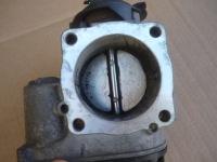 фото thumb №12, Дроссельная заслонка 1.8 t agu 150km audi a3 8l golf iv leon i 06a133063g исправна