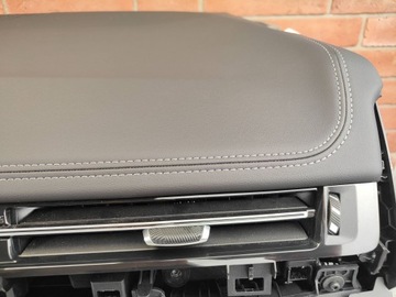 фото thumb №5, Bmw 2 active tourer u06 оригінальна консоль панель роздавальна шкіра чорна