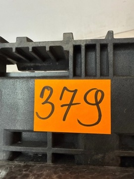 фото thumb №15, Основание акумулятора volkswagen golf passat audi a3 8p