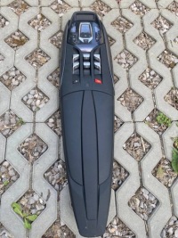 фото thumb №1, Переключатель потолочный освещение citroen ds5 лампа бардачок крыша