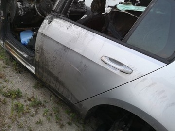 фото thumb №1, Двері задні ліві зад golf vii 7 hb la7w