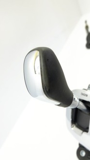 фото thumb №8, Renault megane iii домкрат выборщик передач трос 8200960930