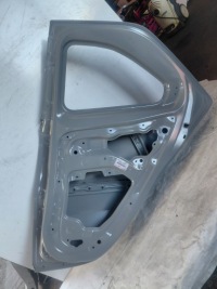 фото thumb №7, Дверь правая зад задние 67003-0h090 toyota aygo x новое оригинал