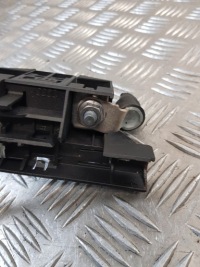 фото thumb №10, Клема плюсова k98j4590 запобіжник 4f0915519 audi a4 b8 10r-
