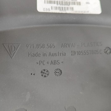 фото thumb №8, Audi e-tron gt 2022 элементы обшивка колонки рулевого