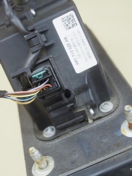 фото thumb №12, Audi a1 8x домкрат зміни коробки передач автомат 6r1713025ak