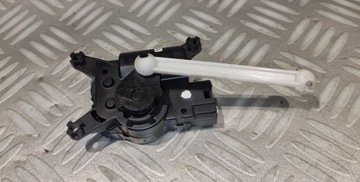 фото thumb №7, Vw multivan transporter t5 t6 двигунчик кришки нагрівача зад 7e0907512