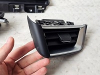 фото thumb №3, Решітка обдув молдинг dekor консолі w панель renault clio v