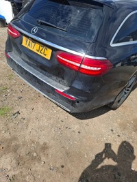 фото thumb №1, Mercedes w213 універсал кришка бампер задній лампа балка 197 комплект amg pdc зад