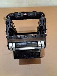 фото thumb №1, Porsche cayenne 1 i 7l рамка корзина карман радио панель