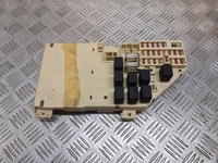 фото thumb №1, Коробка запобіжників chrysler 300m 16238ac