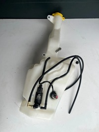 фото thumb №1, Jeep cherokee kl lift бак омывателя 2018-