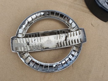 фото thumb №6, Эмблема значок решётка радиатора решётка nissan tiida