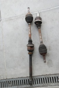 фото thumb №2, Приводной вал l / p перед citroen ds5 2.0 hdi