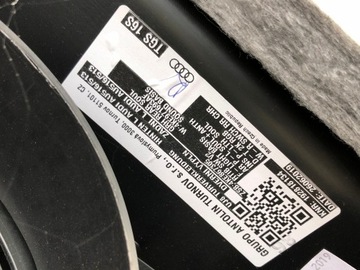 фото thumb №9, Боковина корпус оббивка двері чорні ліві задні audi e-tron 55 50 2020-