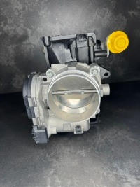 фото thumb №10, Mercedes w176 w177 amg радиатор, система охлаждение двигателя a1770901214 новый